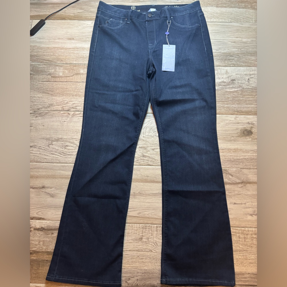 Christopher & Banks Deep Indigo Flare Jeans size L in excellent condition.